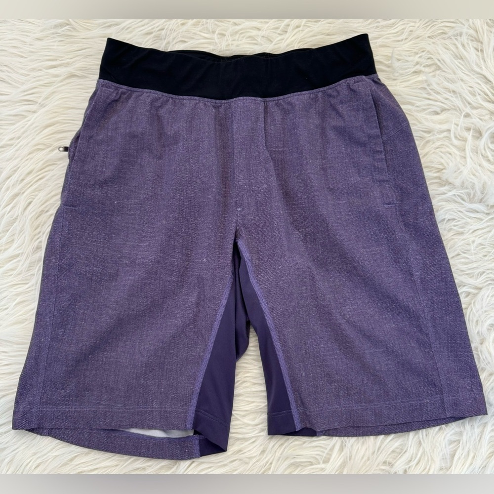 Men’s Lululemon Heathered Purple Lightweight Shorts Size‎ Small